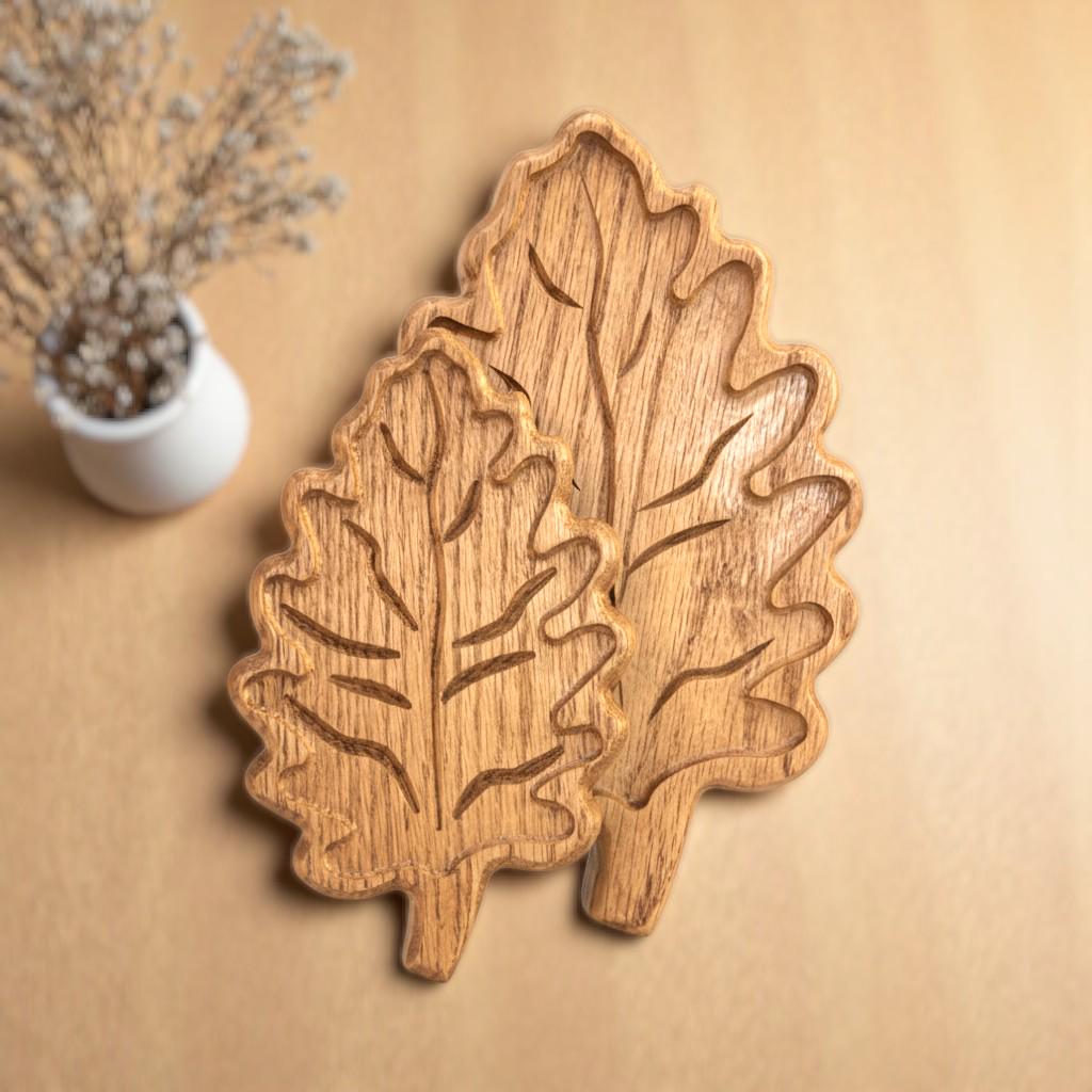Hand-Carved Oak Leaf Tray - Personalized Solid Wood Serving Dish - Thanksgiving Decor