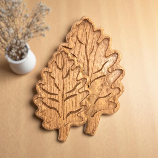 Hand-Carved Oak Leaf Tray - Personalized Solid Wood Serving Dish - Thanksgiving Decor